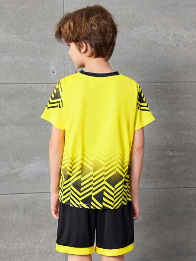SHEIN Tween Boys' Loose Fit Geometric & Letter Printed Casual Round Neck T-Shirt And Shorts Sports Suit