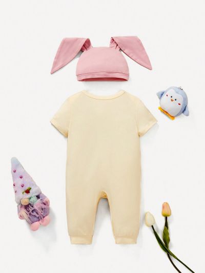 SHEIN Newborn Baby Girls' Cartoon Rabbit & Letter Printed Footed Pajamas