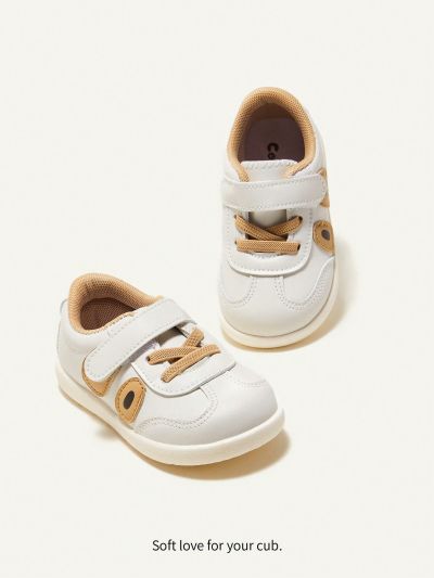 Cozy Cub Unisex Kids' Stylish Comfortable Casual Sports Shoes With Cartoon Pattern, White, Closure(Randmom Pattern)