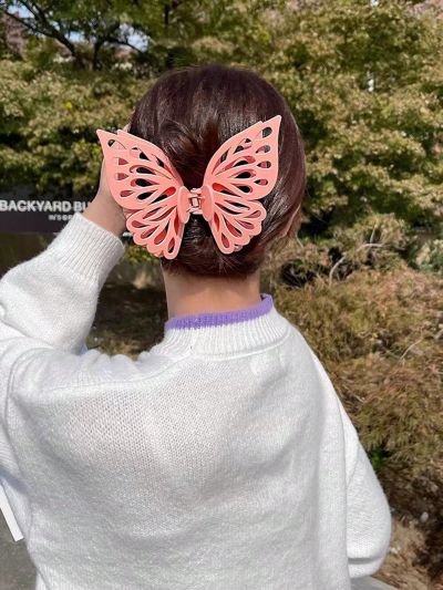 1pc Large Double Layer Hollow Out Butterfly Hair Clip For Women, Shark Style Matte Hair Claw Styling Tool