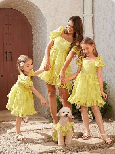 PETSIN 1pc Yellow Gingham Casual Pet Dress For Cats And Dogs With Cute Flutter Sleeves