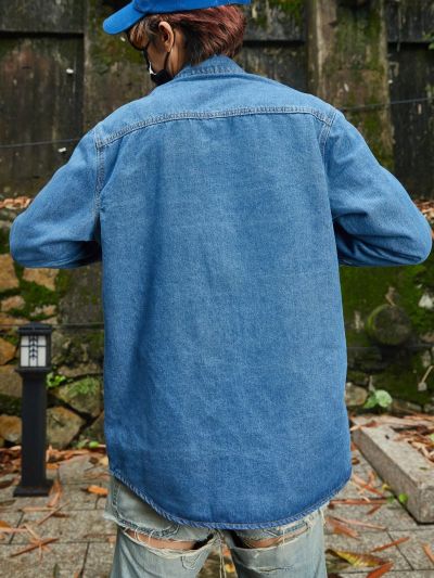 Manfinity EMRG Men Letter Patched Flap Pocket Denim Shirt