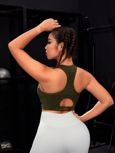 Plus Solid Cut Out Back Sports Bra