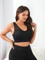 Yoga Basic Plus Size V-Neck Mesh Back Sport Bra
