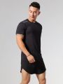 Men Geo Print Sports Tee