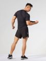 Men Geo Print Sports Tee