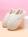 Women's Winter Home Slippers Soft & Fluffy Bedroom Non-slip Warm Beige Plush Slippers