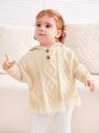 SHEIN Baby Girls' Batwing Sleeve Hooded Sweater Pullover