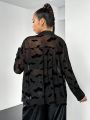 SHEIN Coolane Plus Size Women'S Velvet Batwing Top