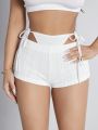 SHEIN PETITE Knot Side & Twist Flower Detail Knitted Two-piece Shorts