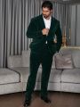 Men Plus Single Button Velvet Blazer & Pants