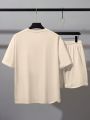Manfinity Hypemode Men's Loose Fit Casual Letter Printed T-Shirt And Shorts Set