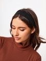 SHEIN SXY Minimalist Black Headband