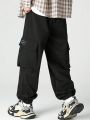 Manfinity Hypemode Men's Loose Fit Jogger Pants With Flap Pockets And Tapered Cuffs