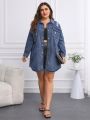 SHEIN Privé Plus Size Women's Denim Jacket With Button-front Closure, Flip Chest Pockets And Stud Embellishments